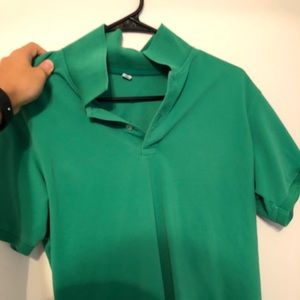 Uni Qlo men’s green polo shirt L